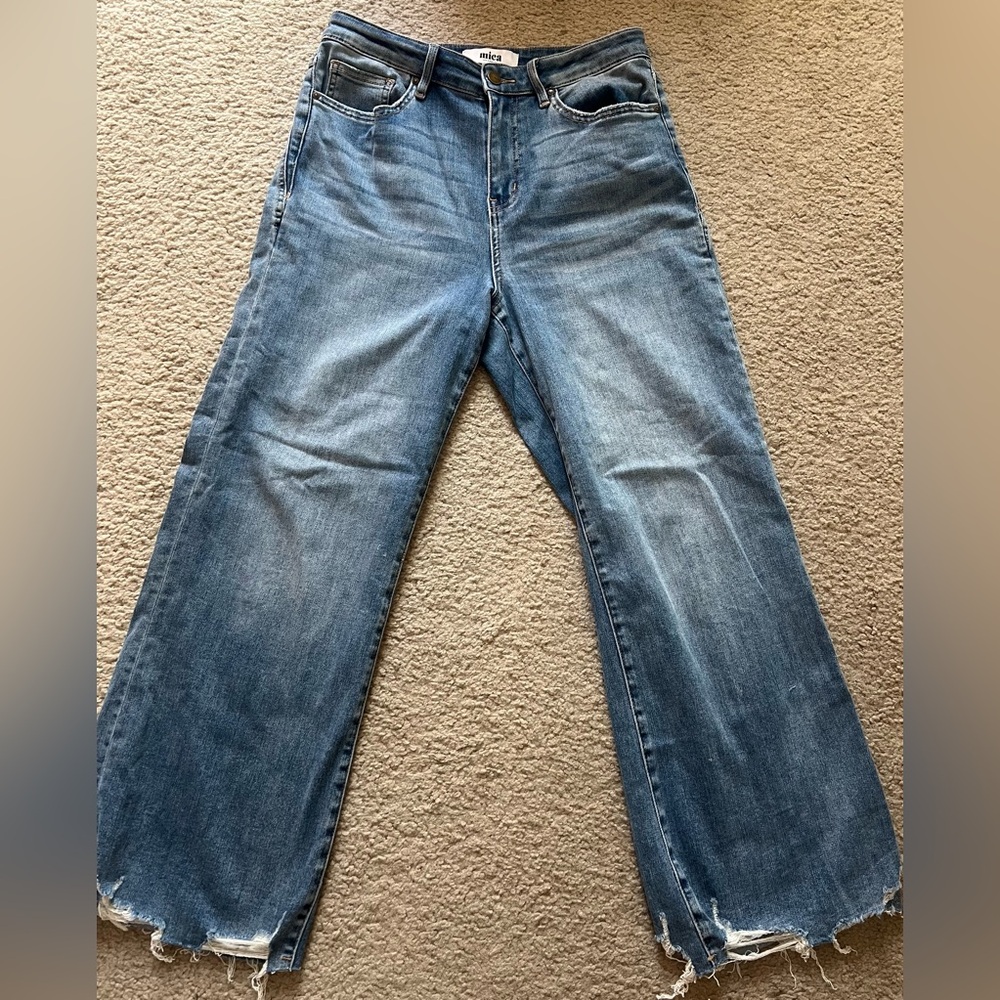 Wide Leg Blue Jeans